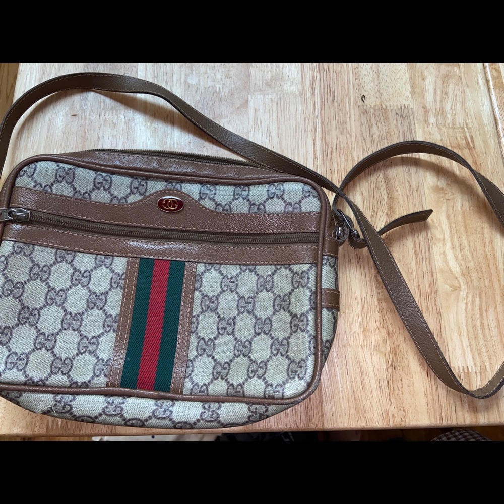 Vintage Gucci purse